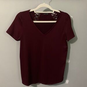 Maroon T shirt from a boutique